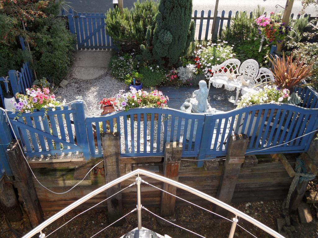 Bed and Breakfast Houseboat Harbourside View Newport  Habitación foto